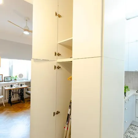 Jagiellonska 12 - 500m Stacja Metro Stadion Narodowy - 1km Od Stadionu Narodowego - Better